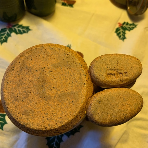 A Milne Pottery Collector’s Mug - Picture 5 of 5